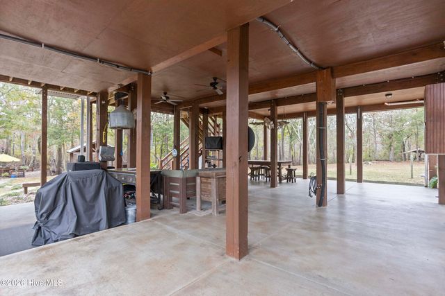 229 Estate Road, Atkinson, NC 28421
