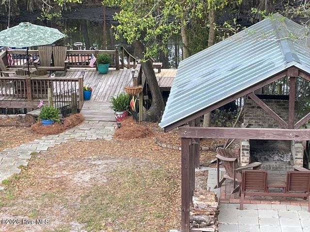 229 Estate Road, Atkinson, NC 28421