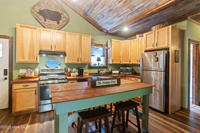 229 Estate Road, Atkinson, NC 28421