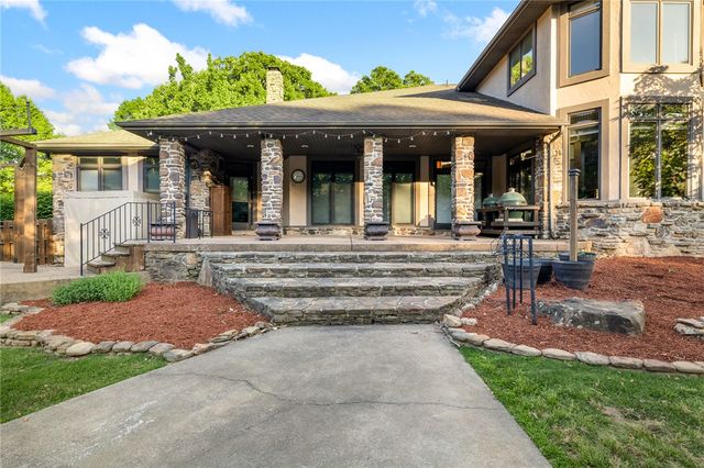 4542 Oaklawn Estates Lane, Harrison, AR 72601