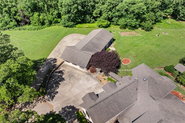 4542 Oaklawn Estates Lane, Harrison, AR 72601