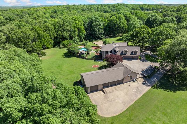 4542 Oaklawn Estates Lane, Harrison, AR 72601