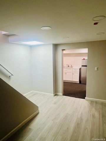 116-28 Myrtle Avenue, Richmond Hill, NY 11418