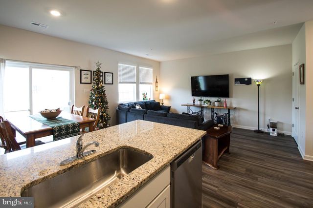 345 MAPLE RUN DR, York, PA 17404