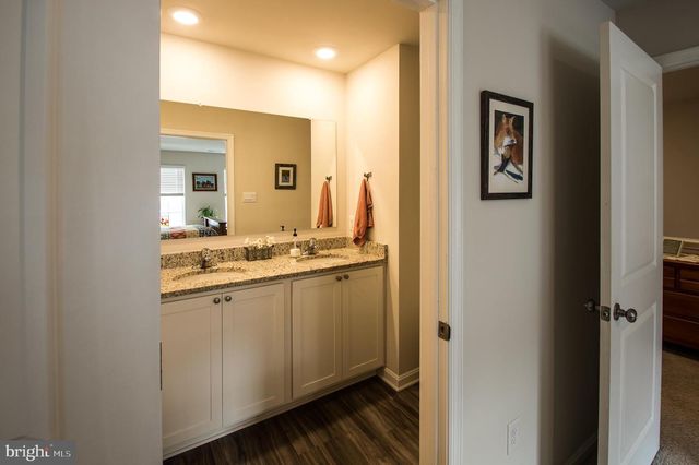 345 MAPLE RUN DR, York, PA 17404