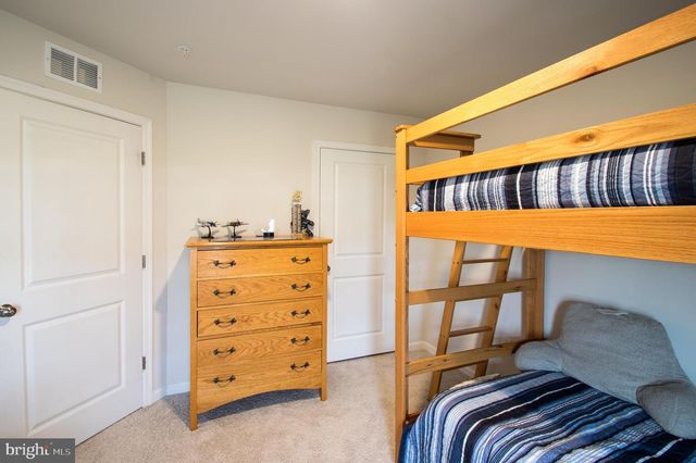 345 MAPLE RUN DR, York, PA 17404