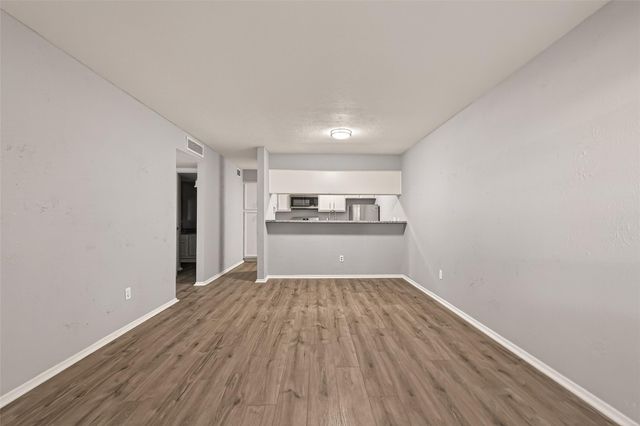 7313 Gulf Freeway 904, Houston, TX 77017