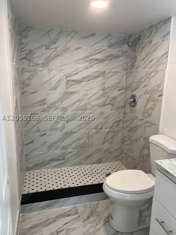 1999 NW 2nd St 2, Miami, FL 33125