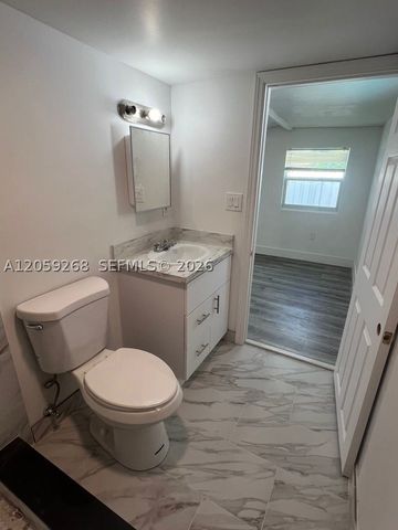 1999 NW 2nd St 2, Miami, FL 33125