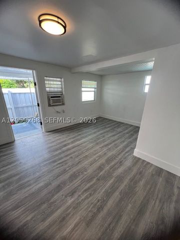 1999 NW 2nd St 2, Miami, FL 33125