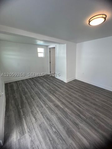 1999 NW 2nd St 2, Miami, FL 33125