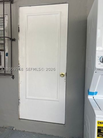 1999 NW 2nd St 2, Miami, FL 33125