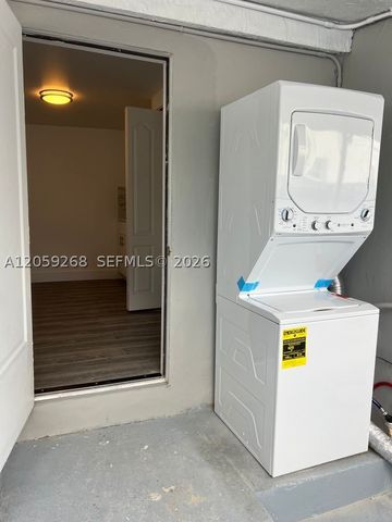 1999 NW 2nd St 2, Miami, FL 33125