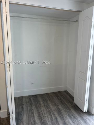 1999 NW 2nd St 2, Miami, FL 33125