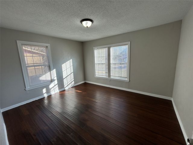 5409 Vesta Farley Road, Fort Worth, TX 76119