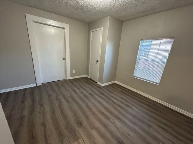 5409 Vesta Farley Road, Fort Worth, TX 76119