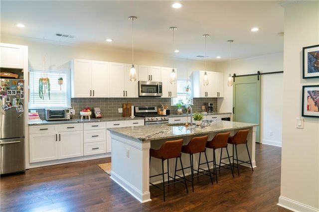 1580 Pineview SW Terrace, Atlanta, GA 30311