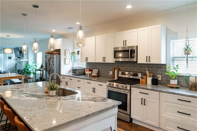 1580 Pineview SW Terrace, Atlanta, GA 30311