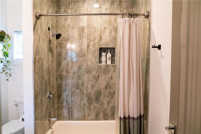 1580 Pineview SW Terrace, Atlanta, GA 30311