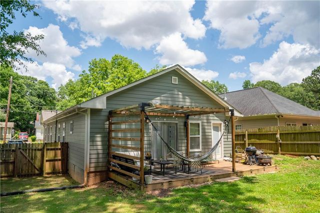 1580 Pineview SW Terrace, Atlanta, GA 30311