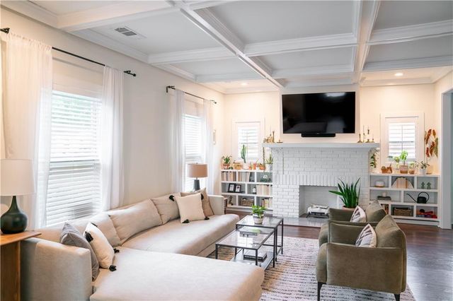 1580 Pineview SW Terrace, Atlanta, GA 30311