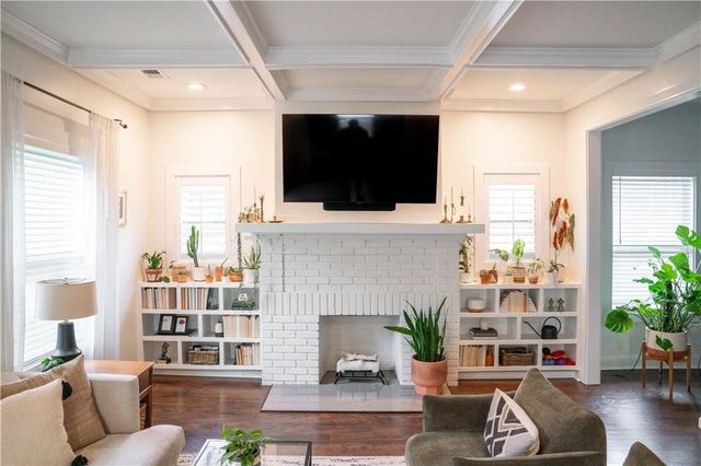 1580 Pineview SW Terrace, Atlanta, GA 30311