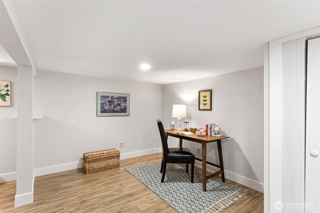 302 S Barton Street, Seattle, WA 98108