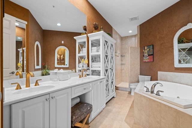 2720 NE 15th Street 303, Fort Lauderdale, FL 33304