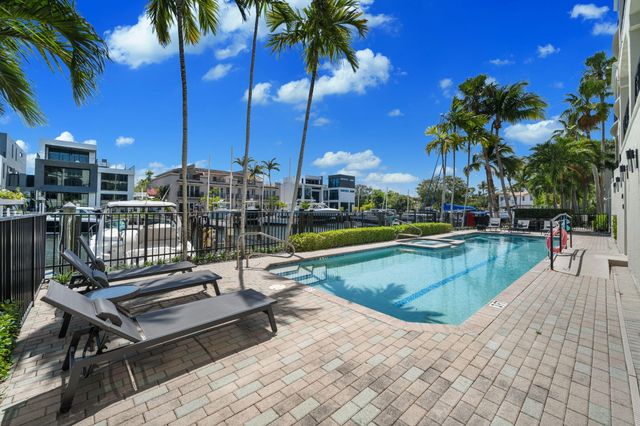 2720 NE 15th Street 303, Fort Lauderdale, FL 33304