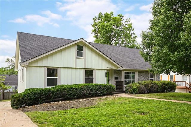 9401 W 82nd Street, Overland Park, KS 66204