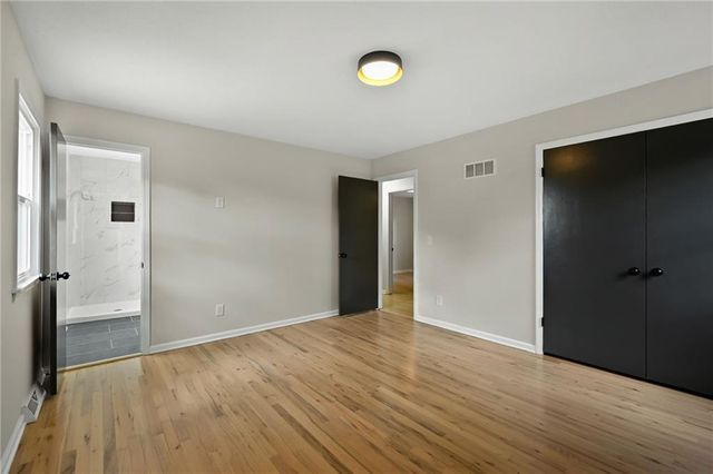 9401 W 82nd Street, Overland Park, KS 66204