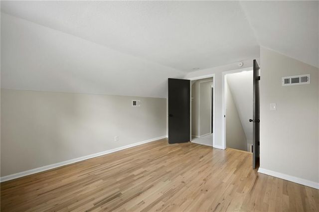 9401 W 82nd Street, Overland Park, KS 66204
