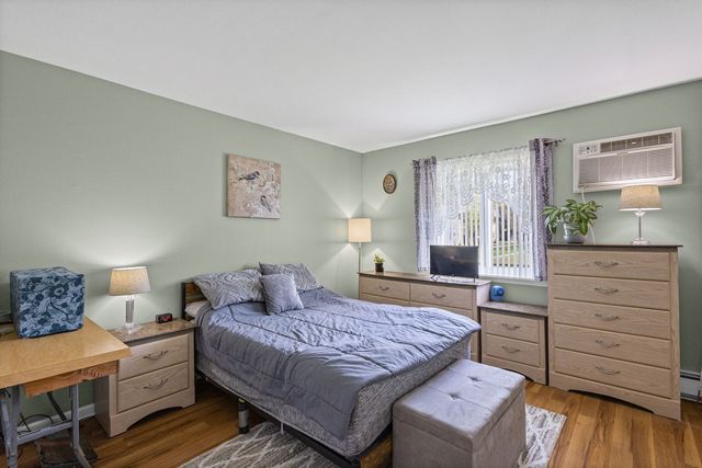 9 E Dundee Quarter Drive 108, Palatine, IL 60074