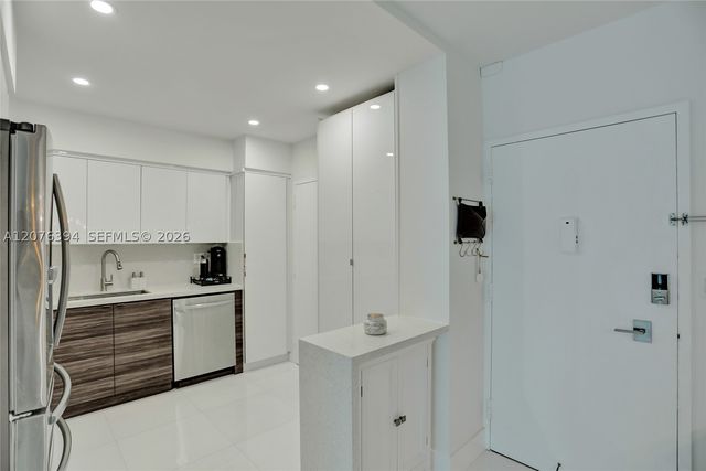 500 Bayview Dr 1924, Sunny Isles Beach, FL 33160