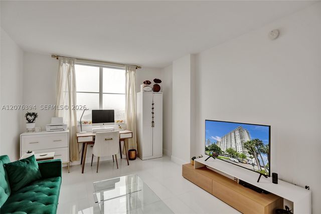 500 Bayview Dr 1924, Sunny Isles Beach, FL 33160