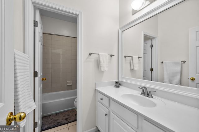 50 Spring Mist Court, Newnan, GA 30265