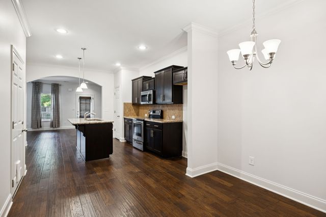 526 Vintage Green Ln, Franklin, TN 37064