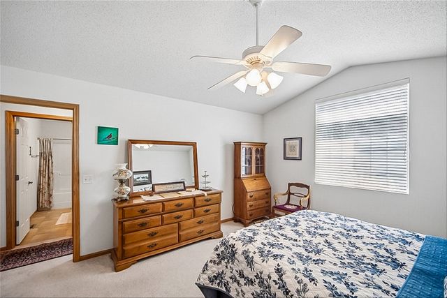 2300 E Luster Lane 5, Des Moines, IA 50320