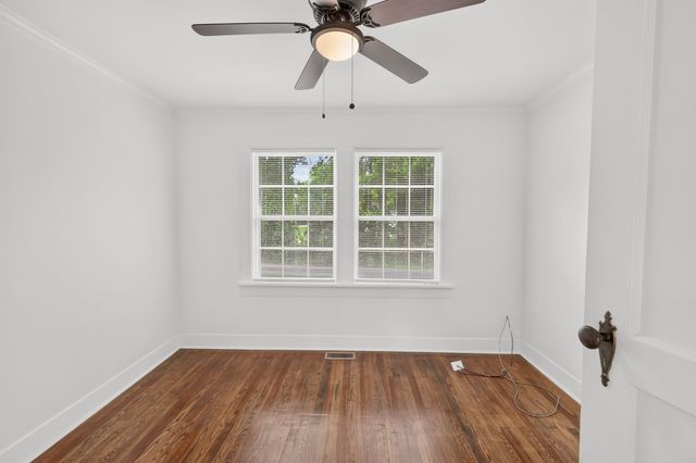 110 Woodcraft Dr, Murfreesboro, TN 37127