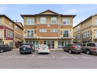 22808 Sw FOREST CREEK Dr 200, Sherwood, OR 97140