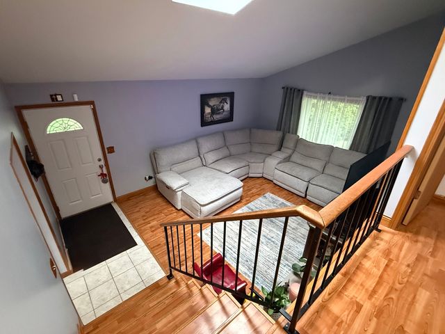 29W313 Ray Avenue, West Chicago, IL 60185