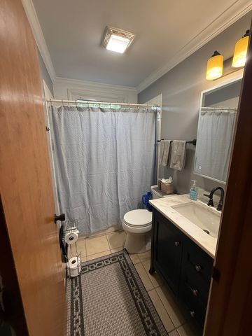 29W313 Ray Avenue, West Chicago, IL 60185
