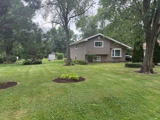 29W313 Ray Avenue, West Chicago, IL 60185
