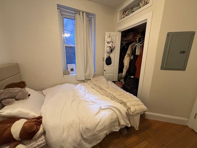 15 Irving St. 1, Boston, MA 02114