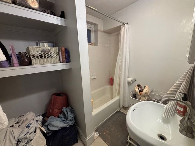 15 Irving St. 1, Boston, MA 02114