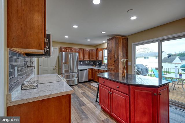 3320 ROTHSVILLE, Akron, PA 17501