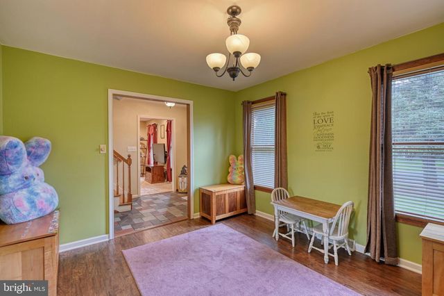 3320 ROTHSVILLE, Akron, PA 17501