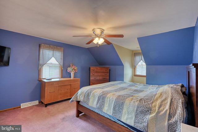 3320 ROTHSVILLE, Akron, PA 17501