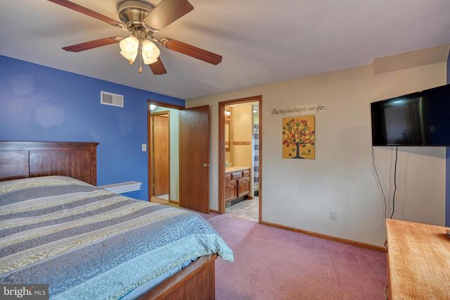 3320 ROTHSVILLE, Akron, PA 17501