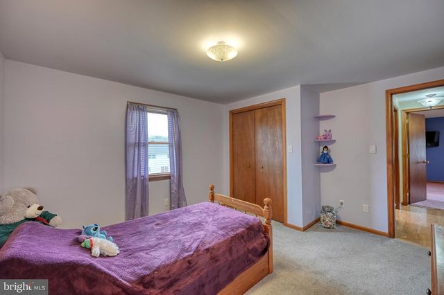 3320 ROTHSVILLE, Akron, PA 17501